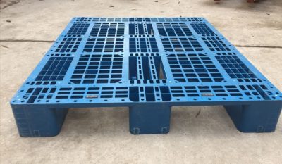 Lợi ích của Pallet nhựa trong ngành xuất nhập khẩu